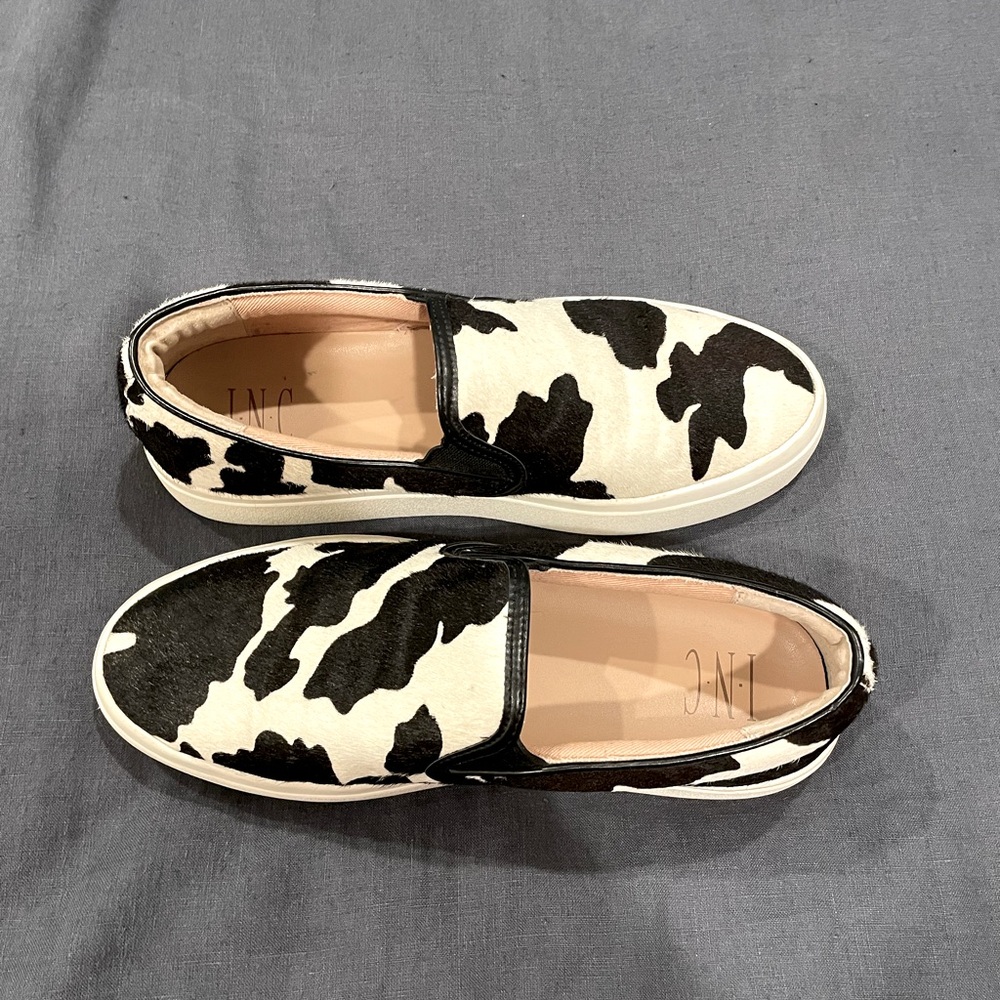 INC International Concepts Lorene Cow Print Slip On Platforms Sneakers - Size 7